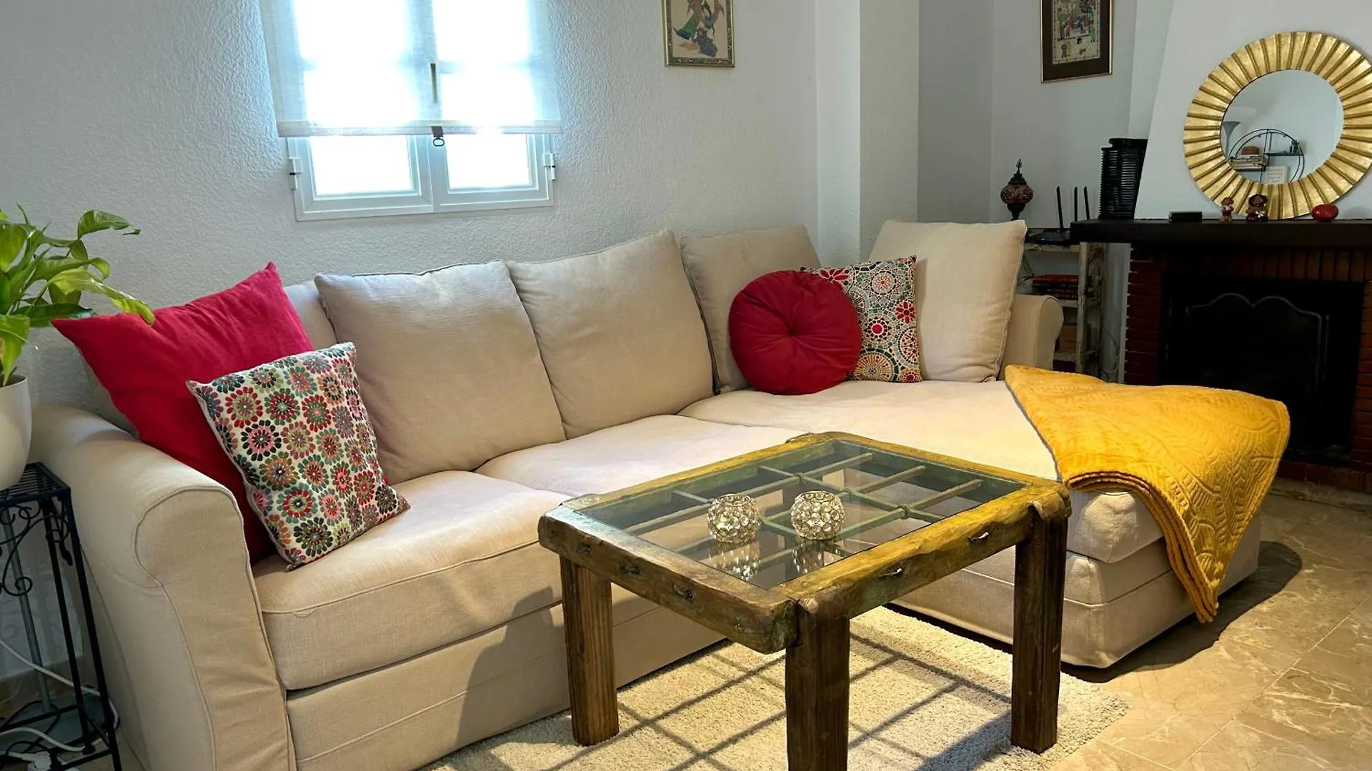 Apartamento agradable con gran solarium en Mezquitilla Algarrobo Costa